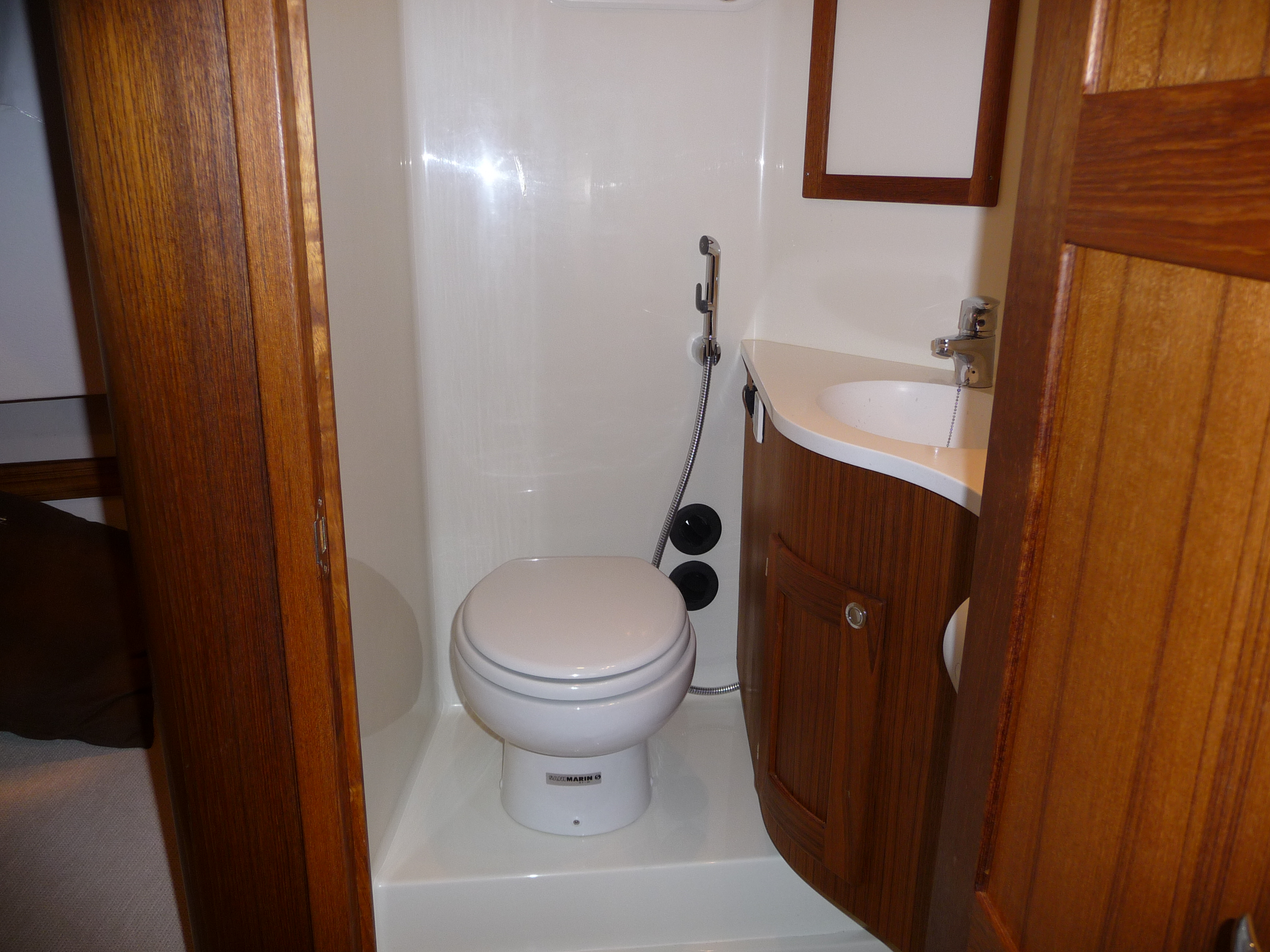 SFA Sanimarin comfort plus 12 V SN3112VLCP