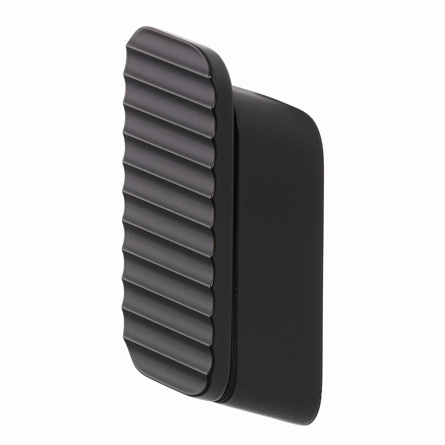 Geesa Shift handdoekhaak medium zwart met horizontaal strepenpatroon zwart 919967-06-93