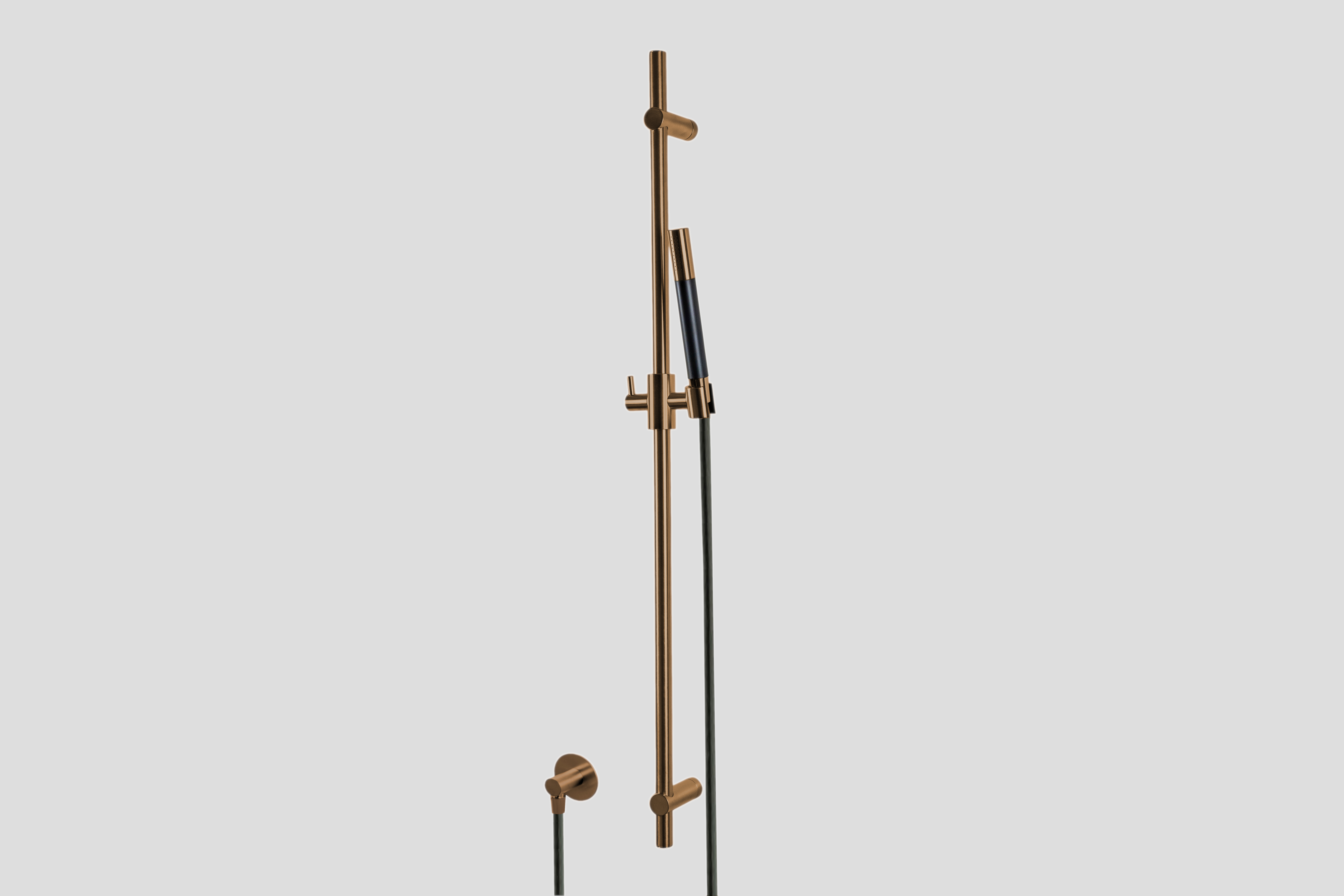Lagoo Garda glijstang met wanduitlaat handdouche staaf en doucheslang G5210BK Brushed Copper PVD