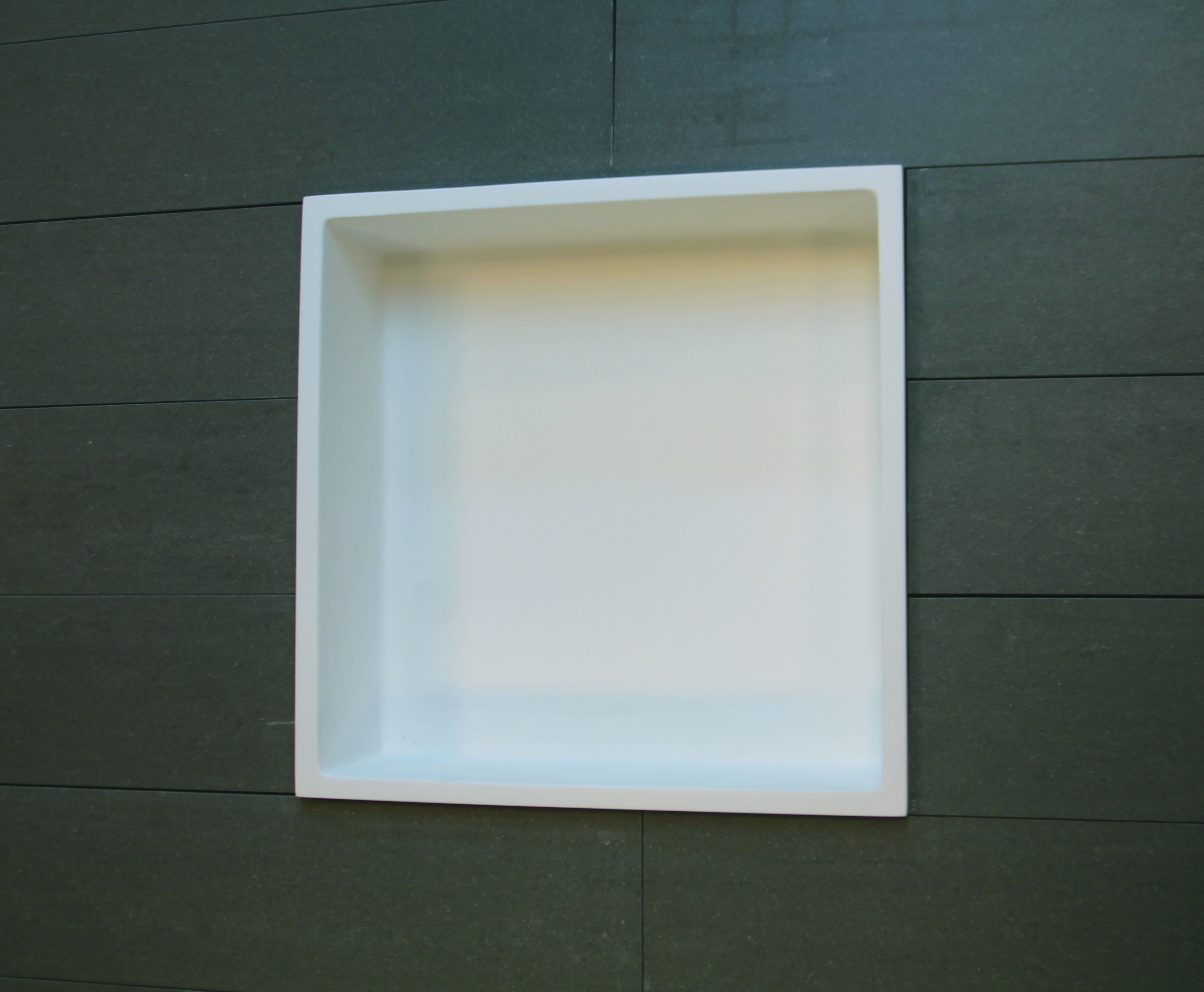 Luca nis in of opbouw 29.5x29.5x8cm stone resin Antraciet mat